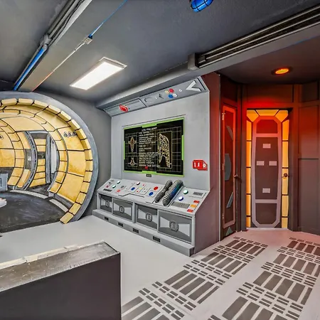 Hyperspace Hideaway